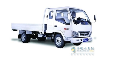 金杯汽車資產(chǎn)負(fù)債率超90% 政府輸血能否持續(xù)驅(qū)動貨車銷售扭虧？